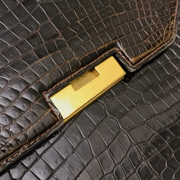 Gucci Brown Alligator Skin Top Handle Crossbody Bag Vintage Minimal Chic
